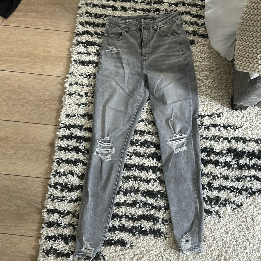 American Eagle Size 6 Long Gray Jeans